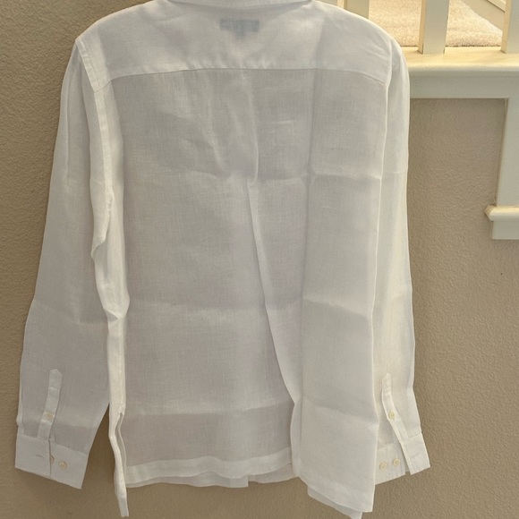 Faconnable woman’s large white linen long sleeve blouse - Picture 2 of 6